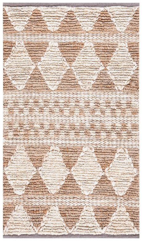 Safavieh Natural Fiber 3'-0" x 5'-0" Rug in Brown / Beige