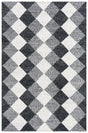 Safavieh Kilim 4'-0" x 6'-0" Rug in Black / Ivory