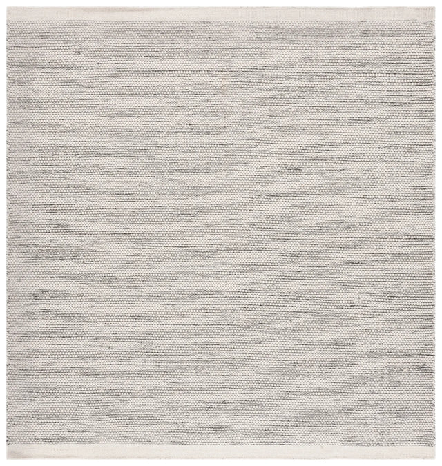 Safavieh Vermont 7'-0" x 7'-0" Rug in Ivory / Black
