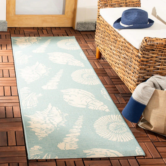 Safavieh Courtyard 2'-3" x 6'-7" Rug in Aqua / Beige