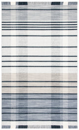 Safavieh Striped Kilim 4'-0" x 6'-0" Rug in Light Grey / Black