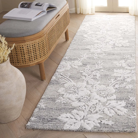Safavieh Glamour 2'-3" x 8'-0" Rug in Grey / Ivory