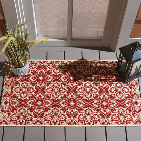 Safavieh Courtyard 2'-0" x 3'-7" Rug in Red / Creme