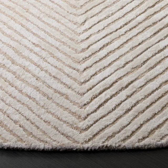 Safavieh Glamour 6'-0" x 6'-0" Rug in Ivory