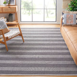 Safavieh Striped Kilim 6'-0" x 9'-0" Rug in Ivory / Black