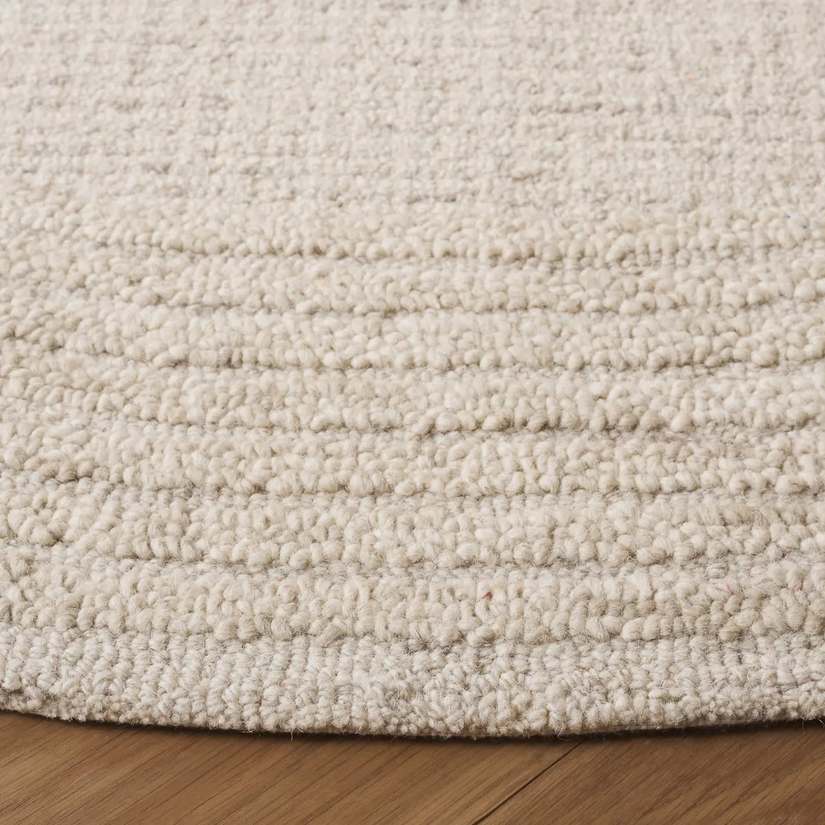 Safavieh Ebony 6'-0" x 6'-0" Rug in Ivory / Beige