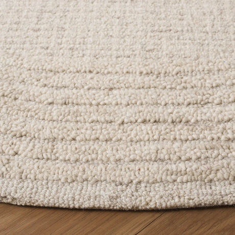 Safavieh Ebony 6'-0" x 6'-0" Rug in Ivory / Beige