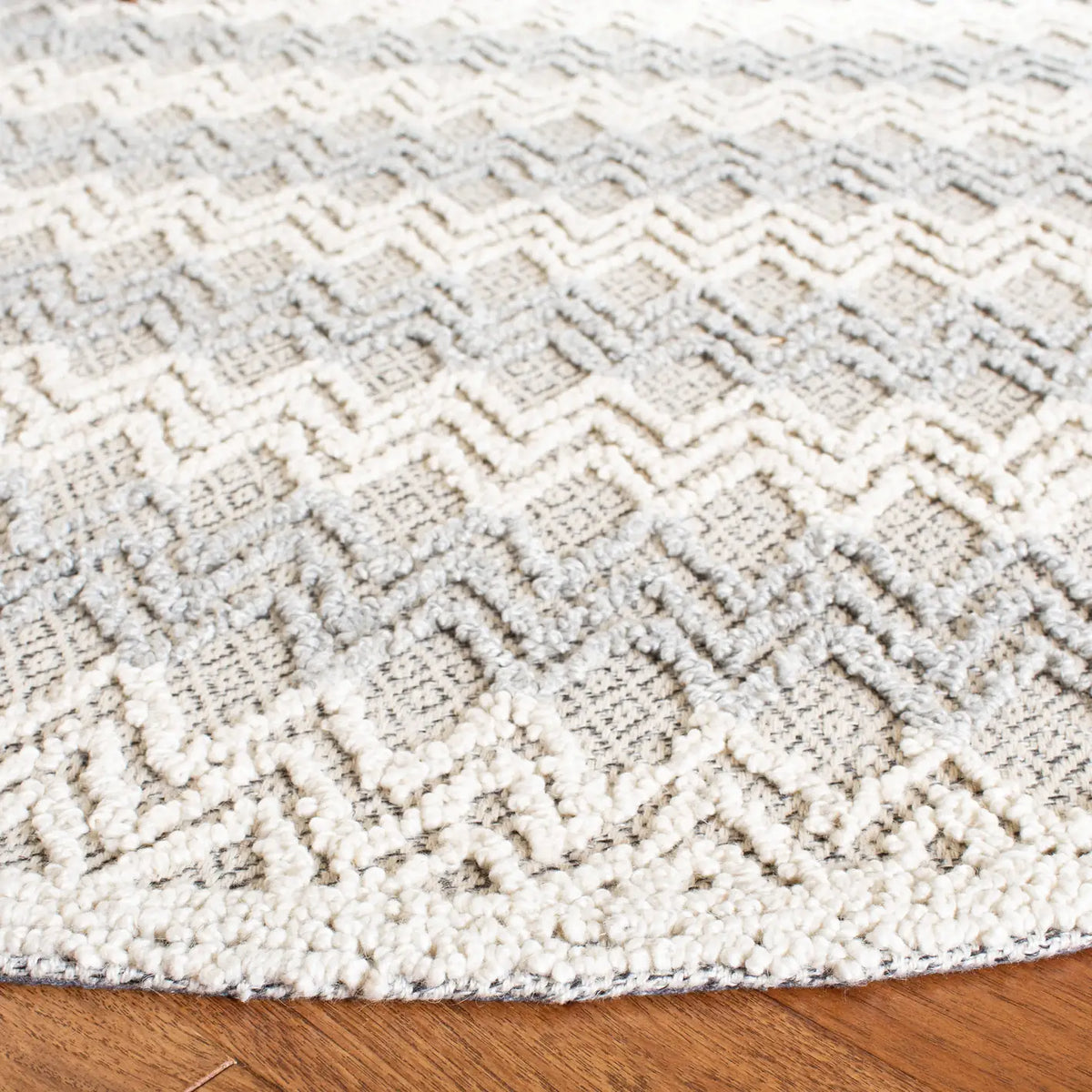 Safavieh Trace 6'-0" x 6'-0" Rug in Blue / Black