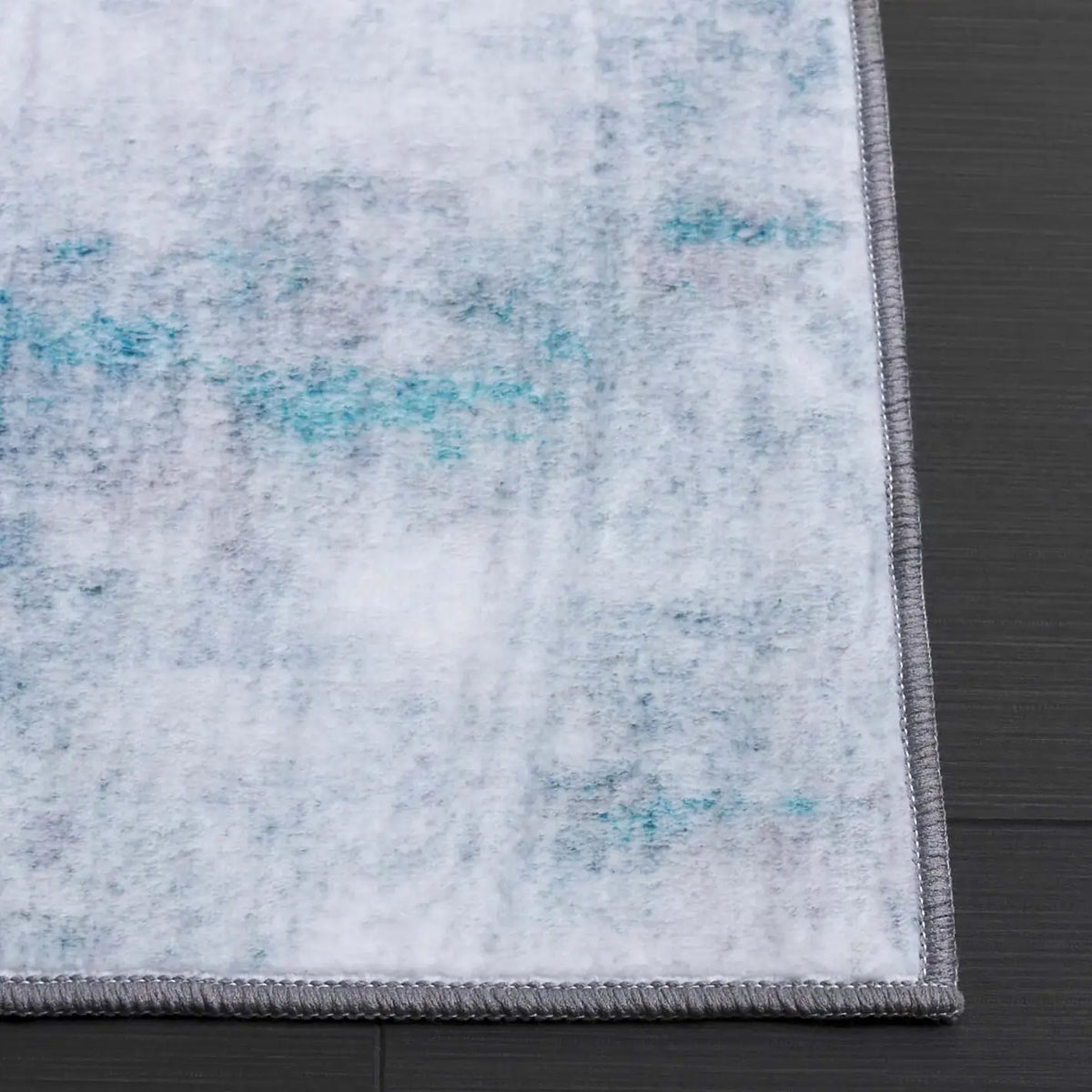 Safavieh Santa Monica 4'-0" x 6'-0" Rug in Grey / Blue