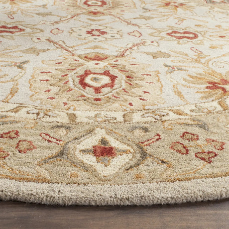 Safavieh Antiquity 6'-0" x 6'-0" Rug in Grey Beige / Sage