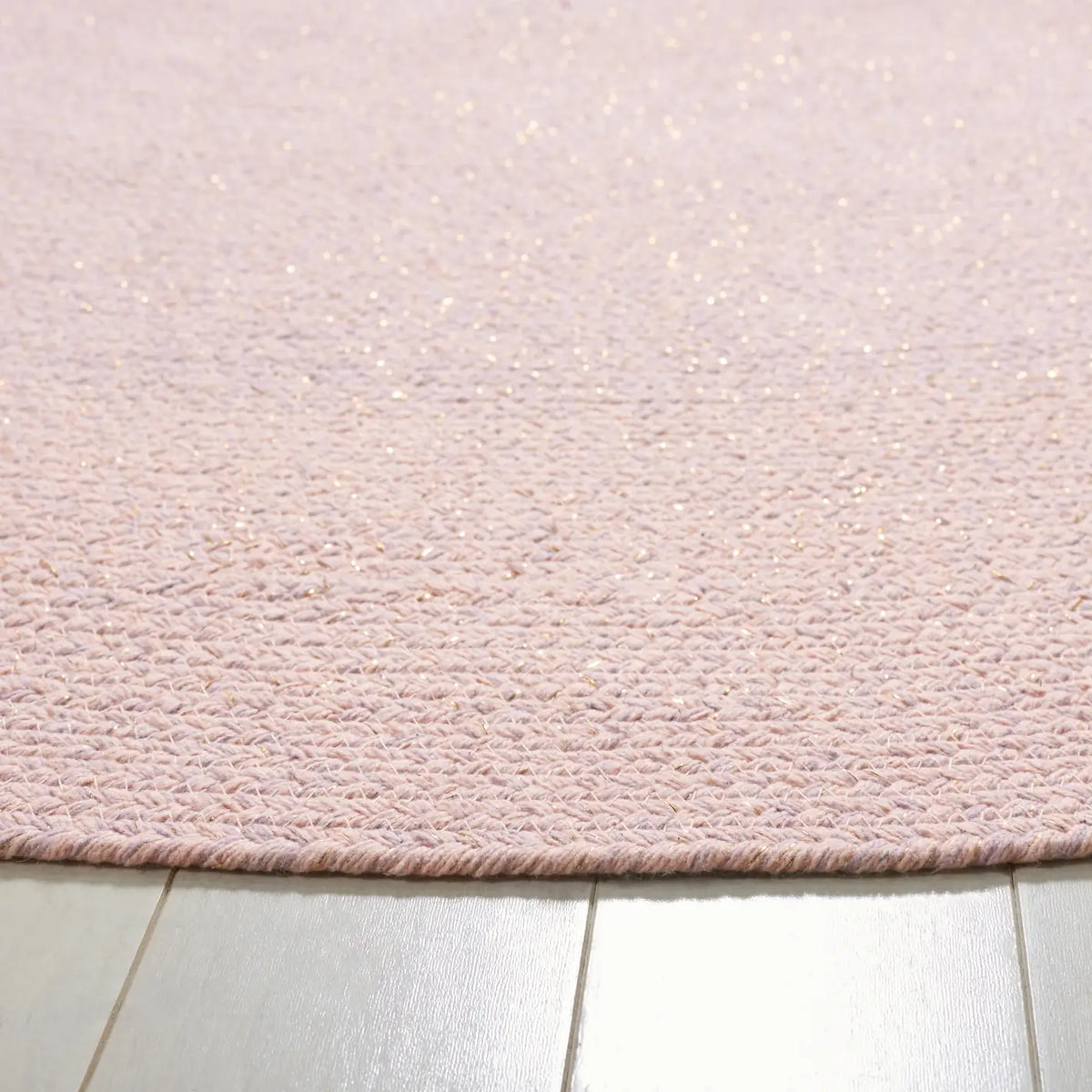Safavieh Cape Cod 5'-0" x 5'-0" Rug in Blue / Pink