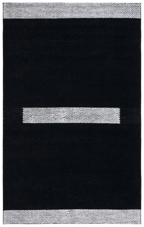 Safavieh Natura 4'-0" x 6'-0" Rug in Black / Ivory