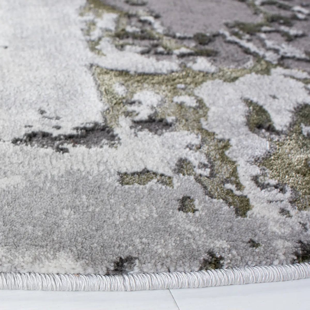 Safavieh Craft 5'-3" x 5'-3" Rug in Grey / Green
