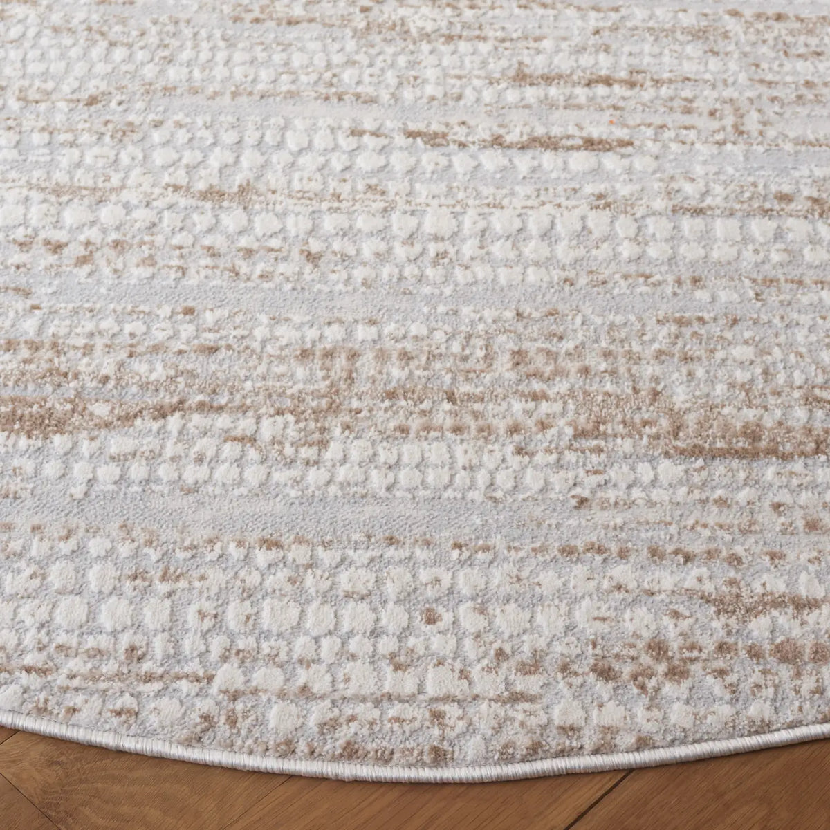 Safavieh Hanna 6'-7" x 6'-7" Rug in Grey Ivory / Beige