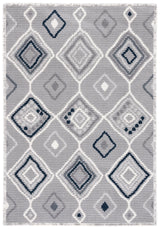 Safavieh Marrakesh 4'-0" x 6'-0" Rug in Grey / Light Grey