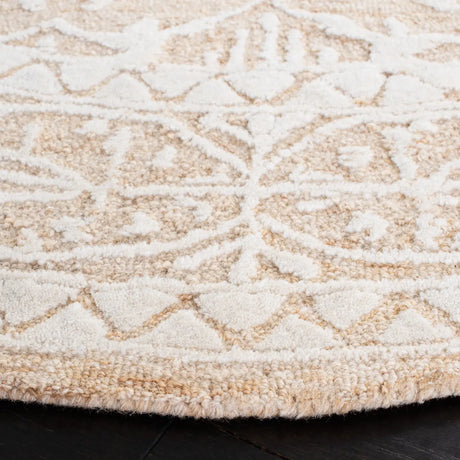 Safavieh Metro 6'-0" x 6'-0" Rug in Gold / Ivory