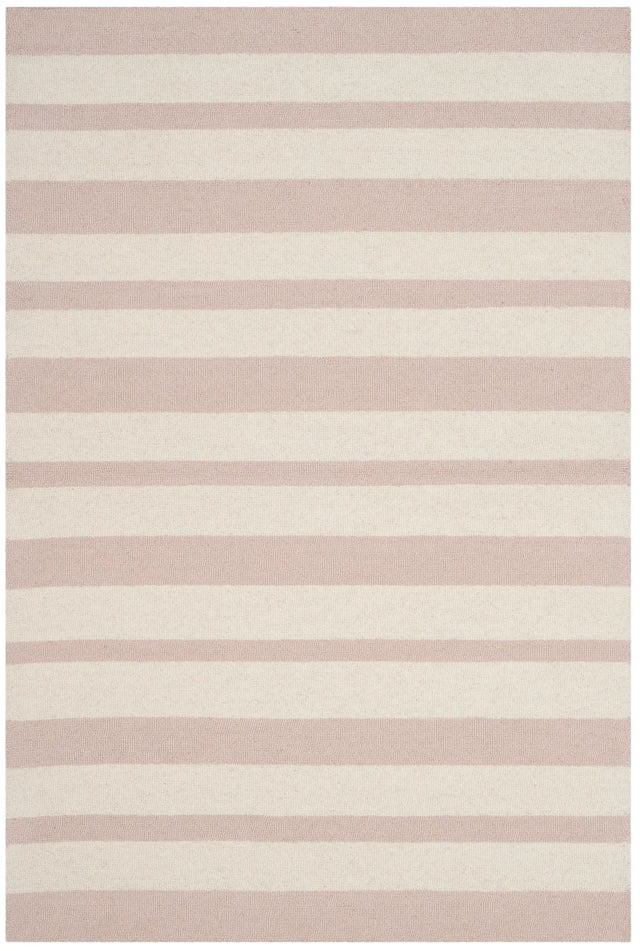 Safavieh Safavieh Kids 3'-0" x 5'-0" Rug in Pink / Ivory