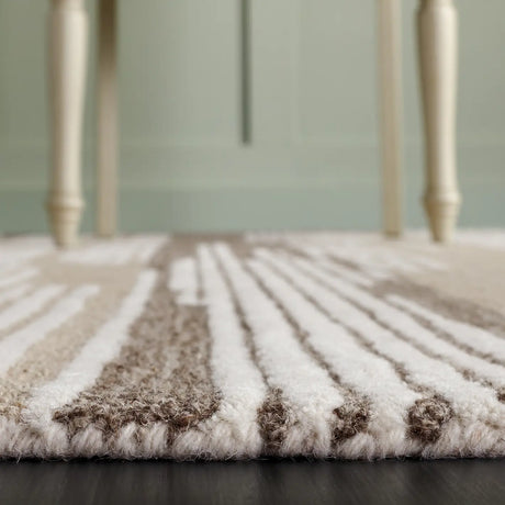 Safavieh Martha Stewart 300 8'-0" x 10'-0" Rug in Natural / Brown