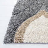 Safavieh Florida Shag 5'-3" x 7'-6" Rug in Grey / Ivory