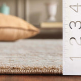 Safavieh Serena 200 5'-3" x 7'-6" Rug in Beige / Ivory Brown