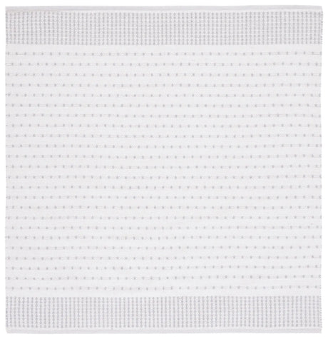 Safavieh Montauk 6'-0" x 6'-0" Rug in Light Grey / Ivory