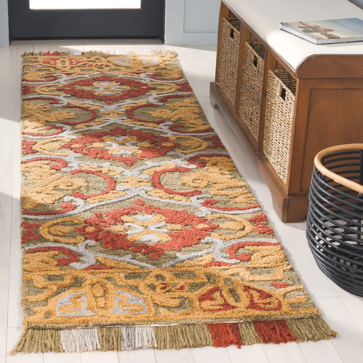 Safavieh Blossom 2'-3" x 8'-0" Rug in Green / Gold