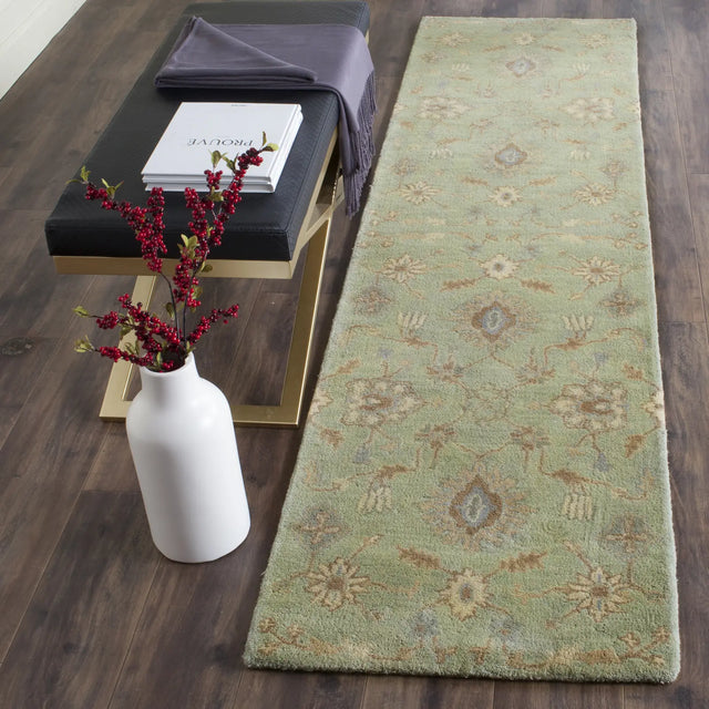 Safavieh Wyndham 2'-3" x 9'-0" Rug in Light Green