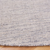 Safavieh Montauk 6'-0" x 6'-0" Rug in Beige / Ivory