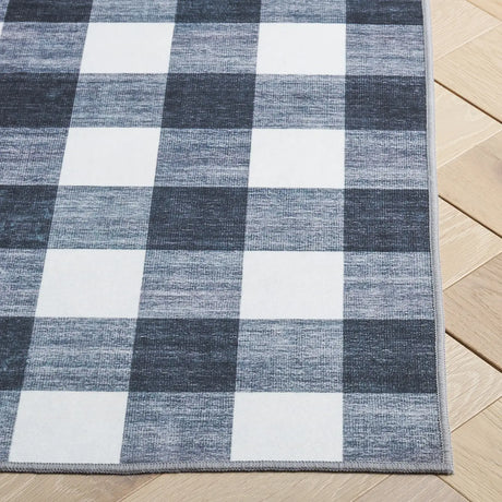 Safavieh Santa Clara 4'-0" x 6'-0" Rug in Ivory / Grey Black
