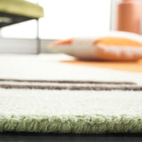 Safavieh Rodeo Drive 4'-0" x 6'-0" Rug in Green / Rust