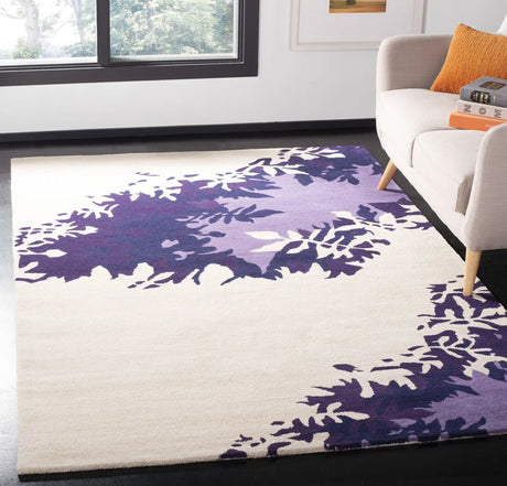 Safavieh Soho 5'-0" x 8'-0" Rug in Beige / Purple