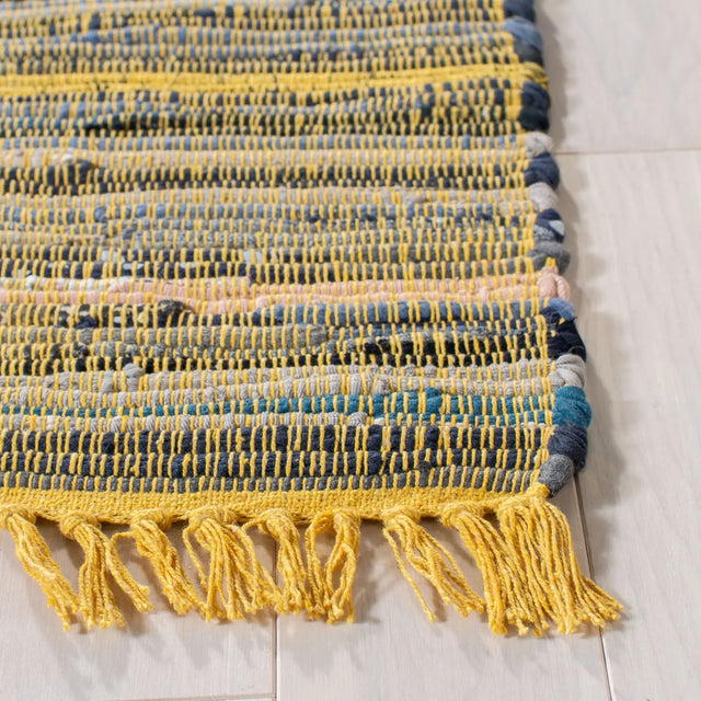 Safavieh Rag Rug 4'-0" x 6'-0" Rug in Yellow / Multi