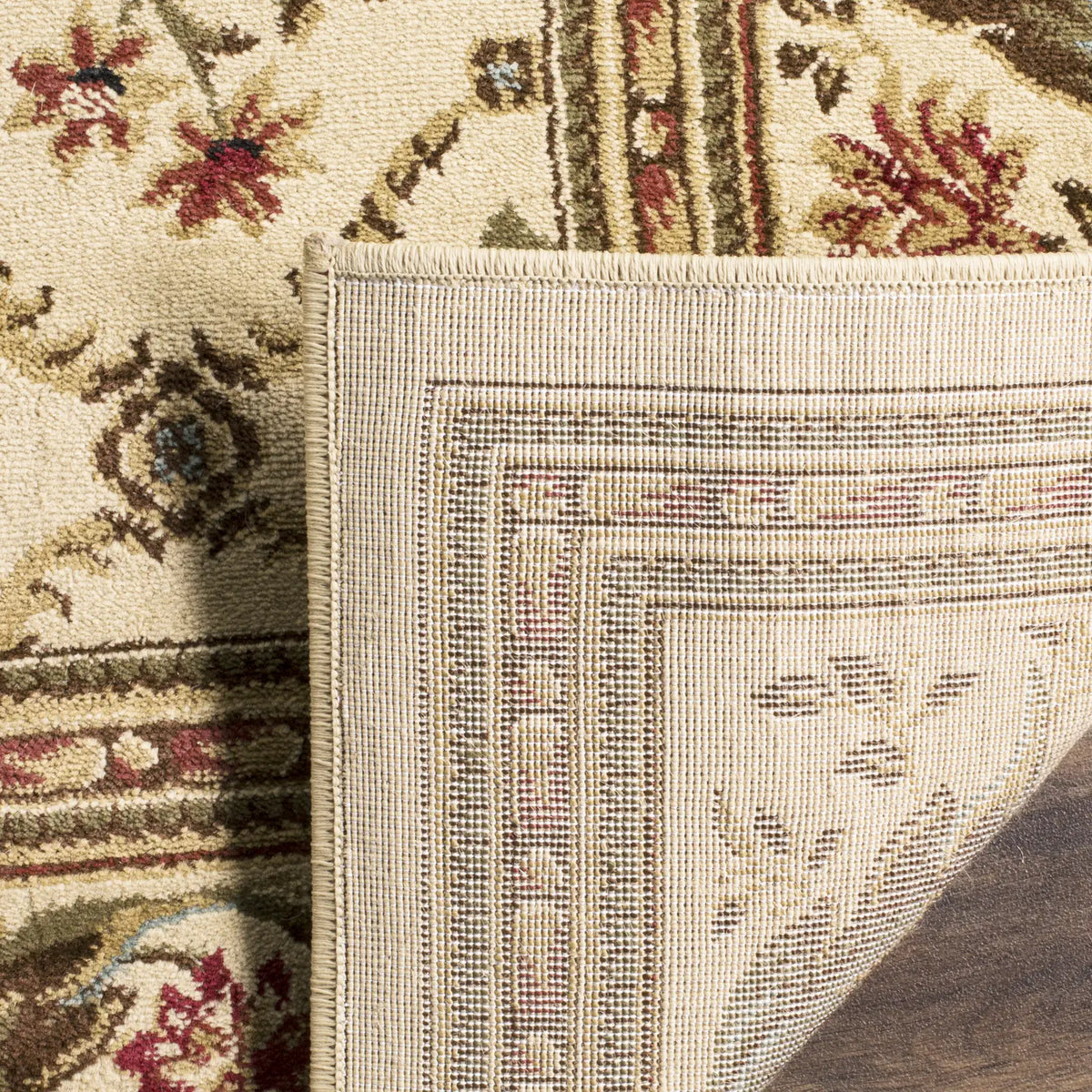 Safavieh Lyndhurst 5'-3" x 7'-6" Rug in Ivory / Ivory