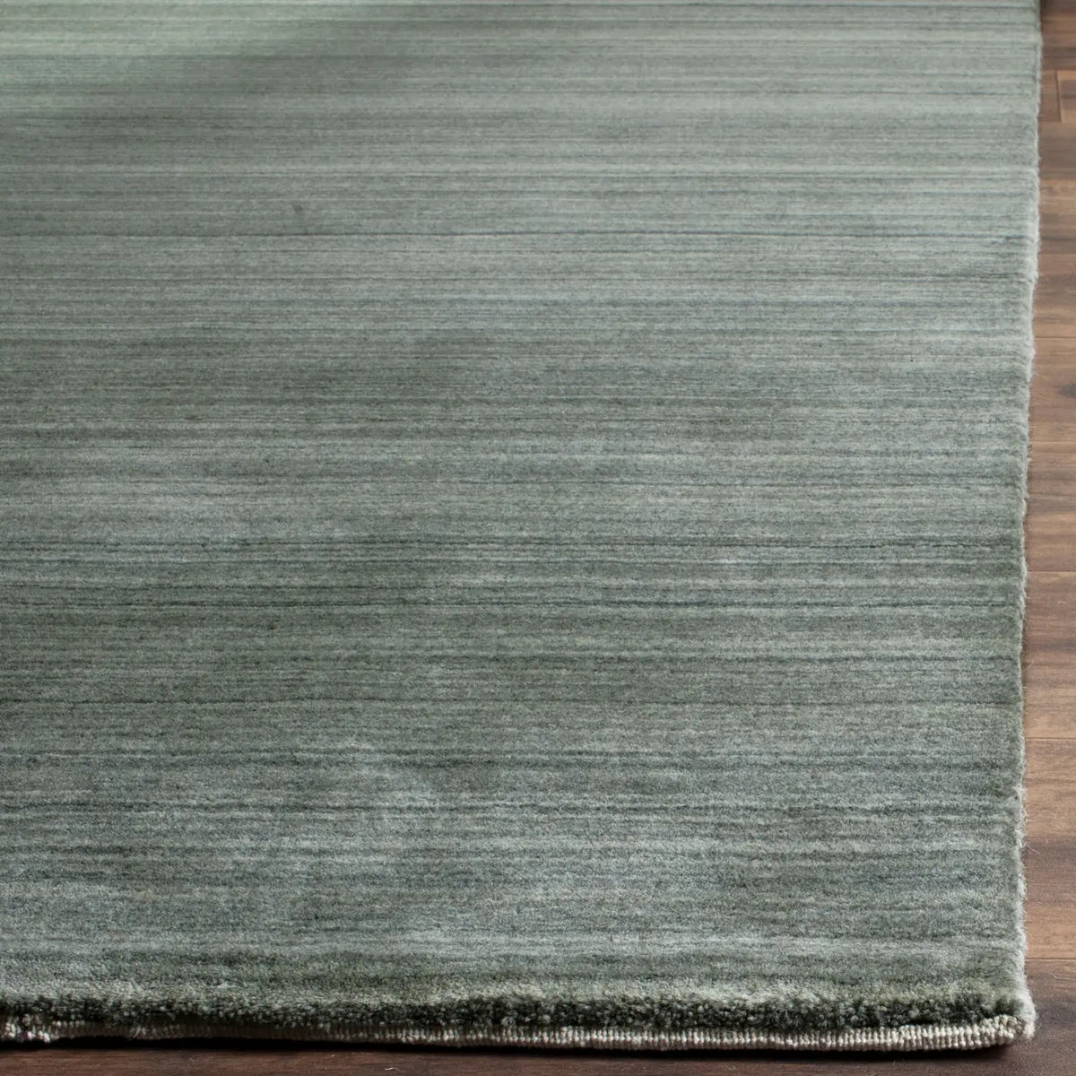 Safavieh Himalaya 5'-0" x 8'-0" Rug in Slate / Blue