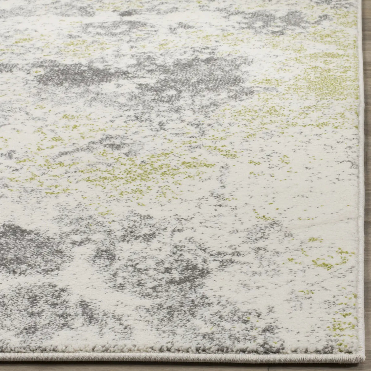Safavieh Watercolor 4'-0" x 6'-0" Rug in Ivory / Grey