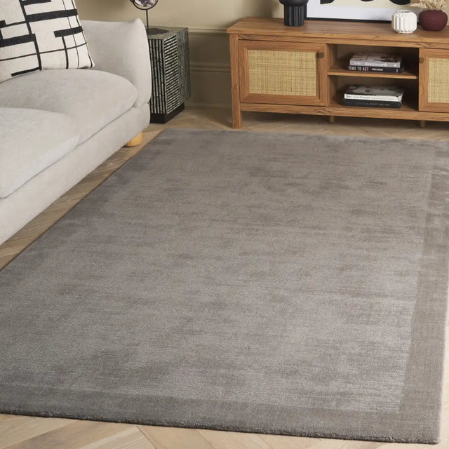 Safavieh Mirage 6'-0" x 9'-0" Rug in Grey