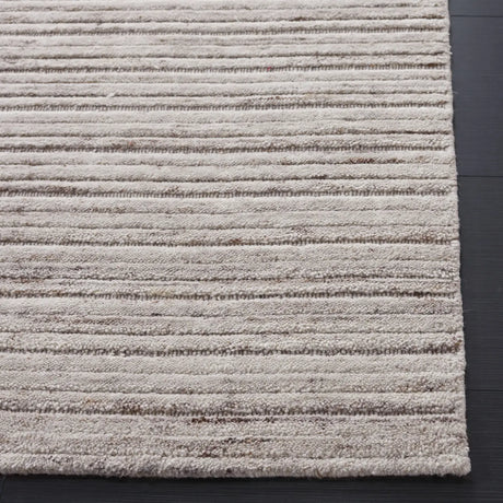 Safavieh Elements 4'-0" x 6'-0" Rug in Beige