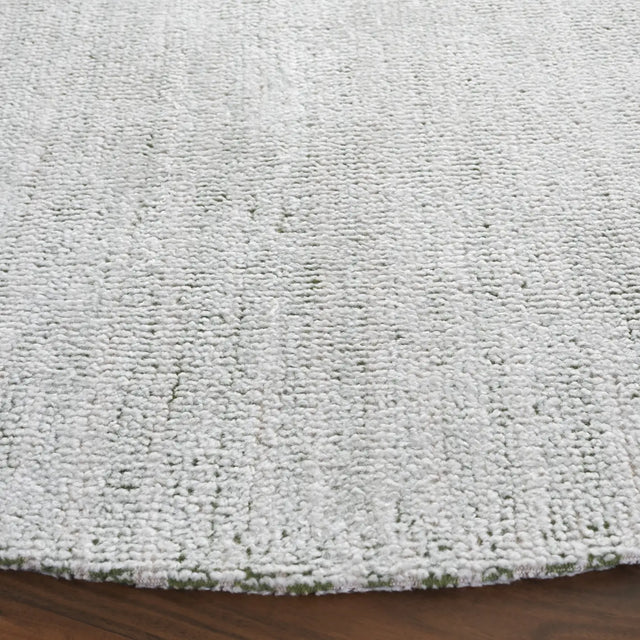 Safavieh Restoration Vintage 6'-0" x 6'-0" Rug in Green / Ivory
