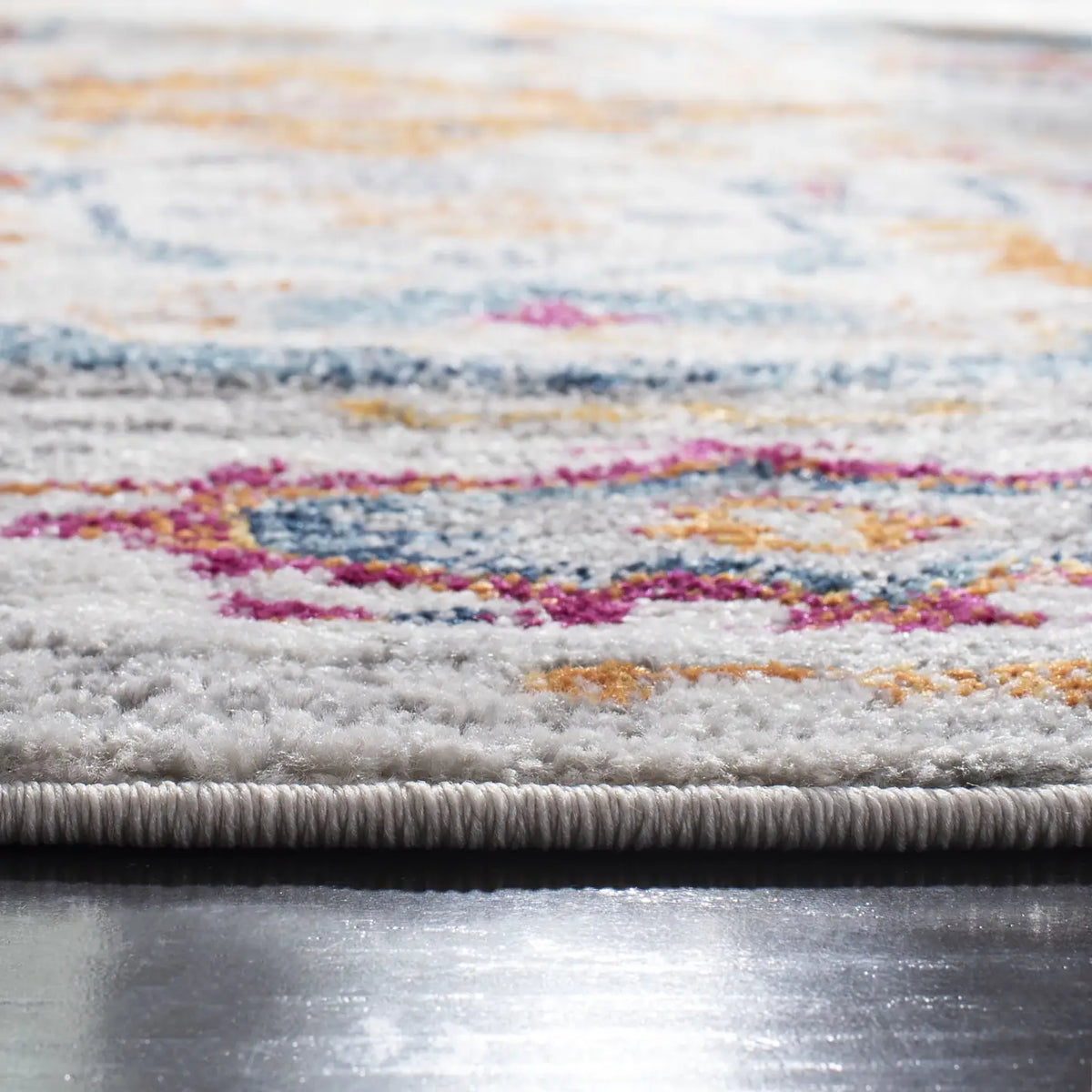 Safavieh Madison 6'-7" x 6'-7" Rug in Turquoise / Ivory