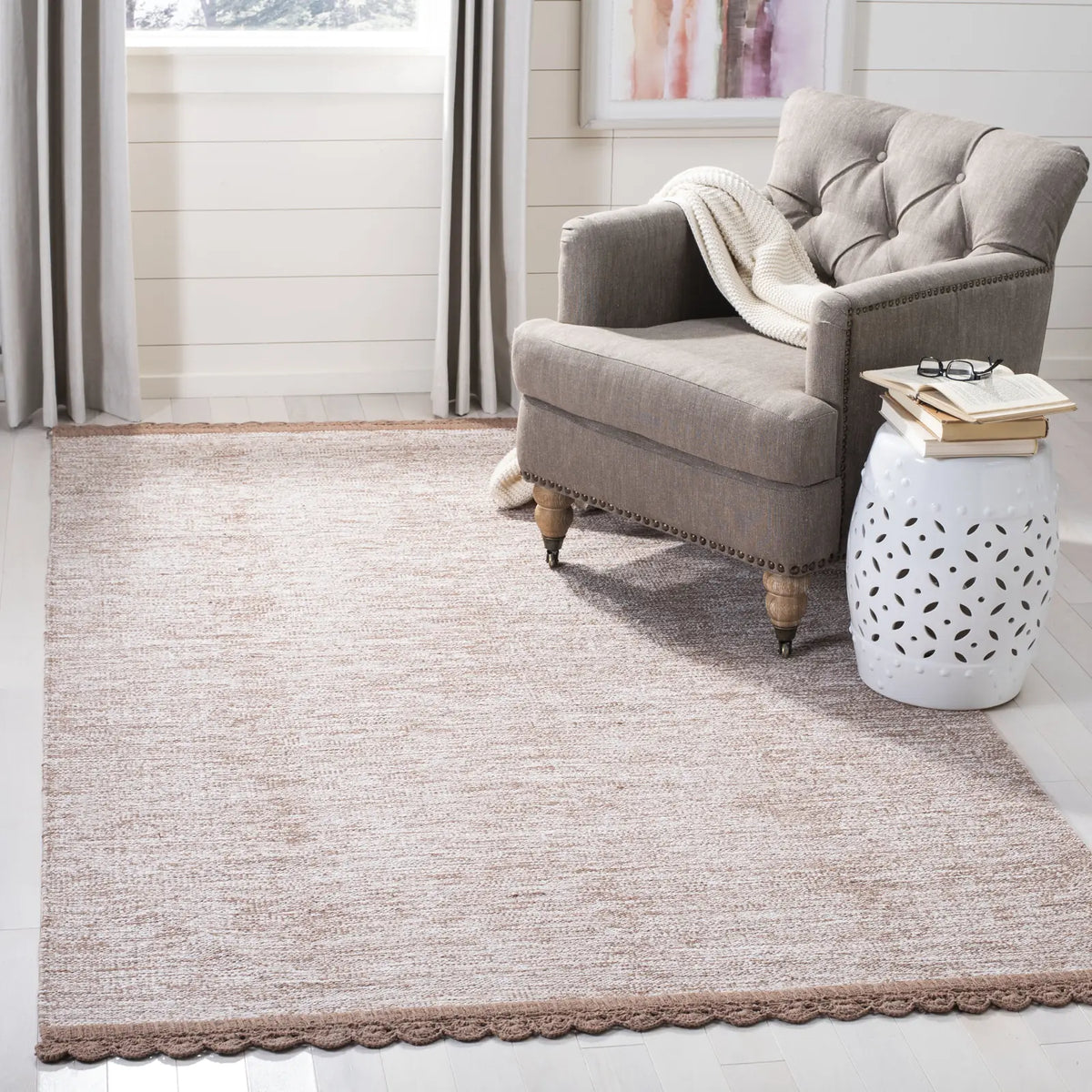 Safavieh Montauk 5'-0" x 8'-0" Rug in Brown