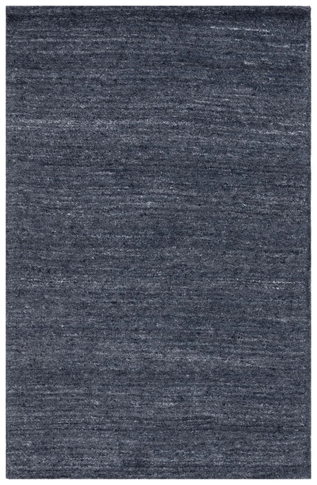 Safavieh Himalaya 4'-0" x 6'-0" Rug in Black / Grey