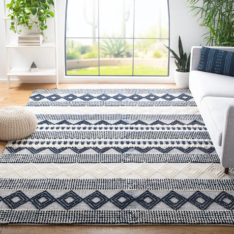 Safavieh Natura 10'-0" x 14'-0" Rug in Navy / Ivory