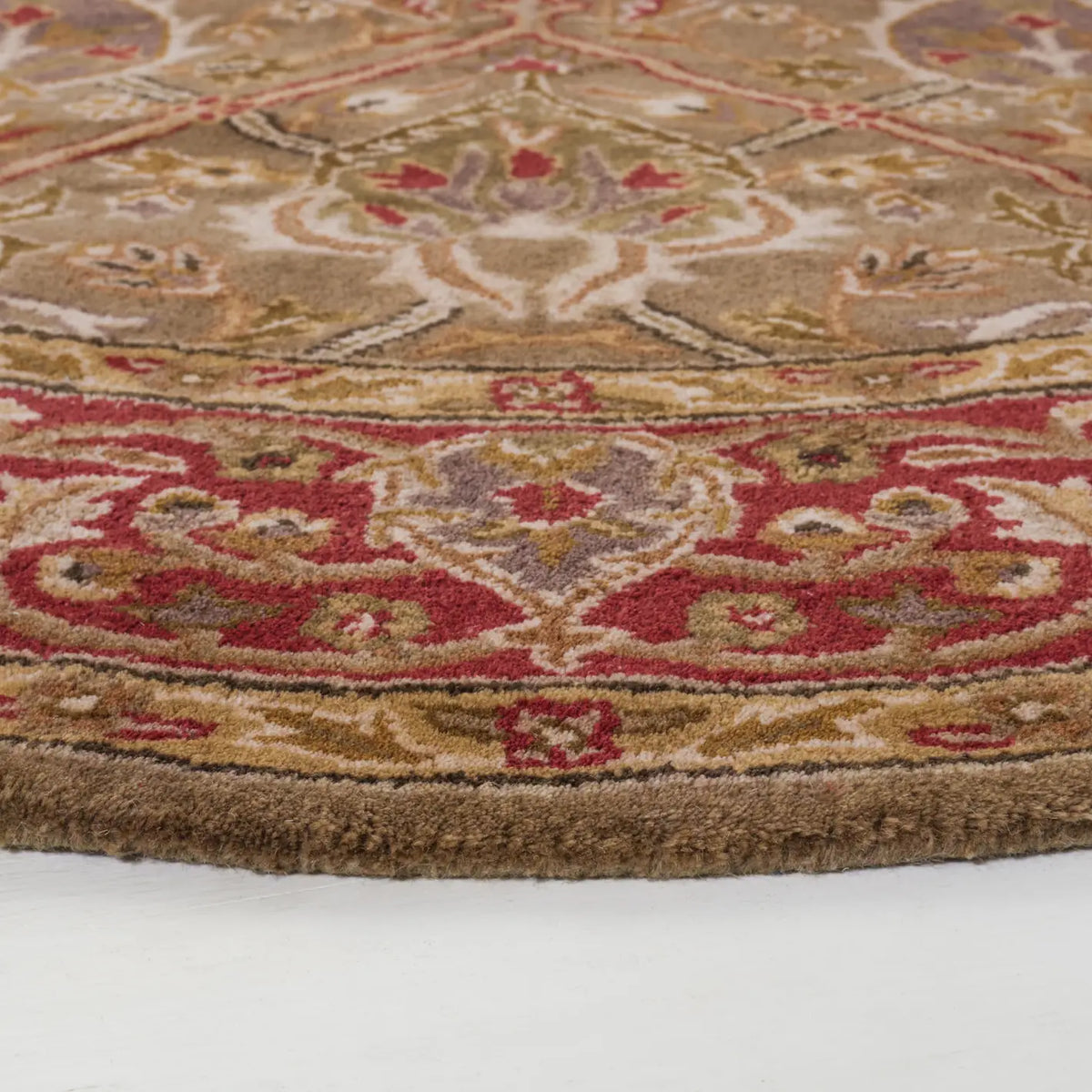 Safavieh Persian Legend 6'-0" x 6'-0" Rug in Light Green / Rust