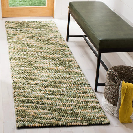 Safavieh Natura 2'-3" x 8'-0" Rug in Yellow / Green