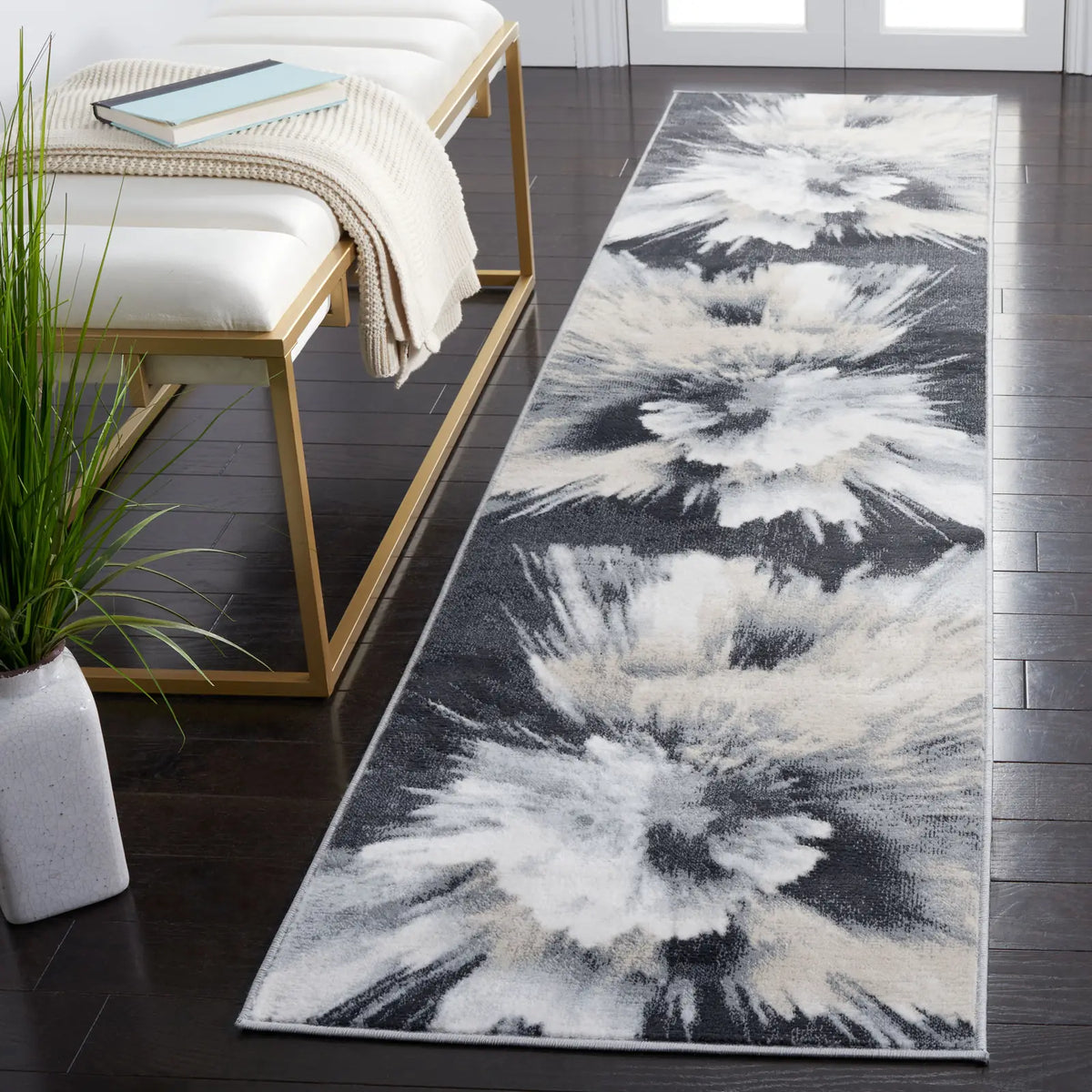 Safavieh Lagoon 2'-2" x 9'-0" Rug in Charcoal / Ivory