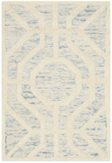 Safavieh Cambridge 2'-0" x 3'-0" Rug in Light Blue / Ivory