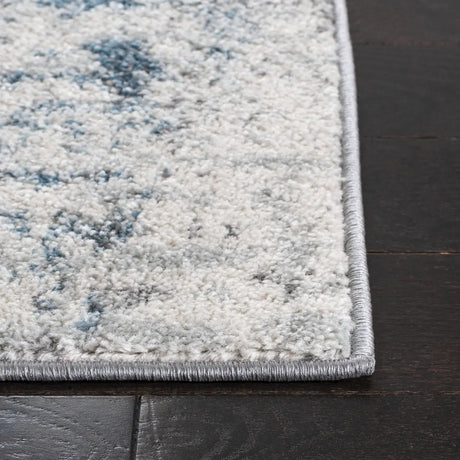 Safavieh Tulum 4'-0" x 6'-0" Rug in Ivory / Blue