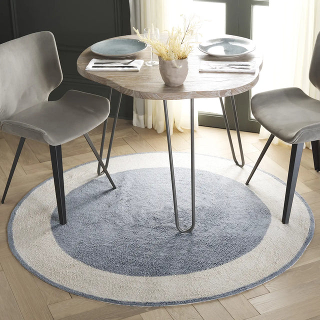 Safavieh Easy Care 5'-0" x 5'-0" Rug in Ivory / Blue