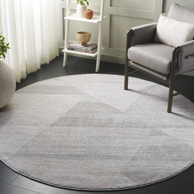 Safavieh Northport 6'-7" x 6'-7" Rug in Ivory / Grey