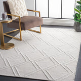 Safavieh Kilim 4'-0" x 6'-0" Rug in Light Grey / Ivory